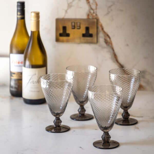 DF-GAL-5056693599944-2 Swirl Wine Glass 4pk
