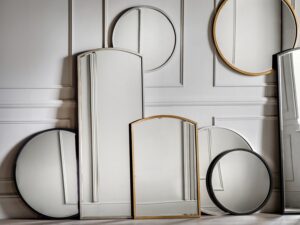 DF-GAL-5059413256653-1 Higgins Round Mirror