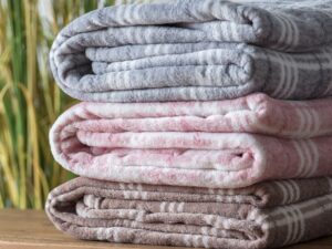 DF-GAL-5059413413674-1-1 Checkmate Rolled Fleece