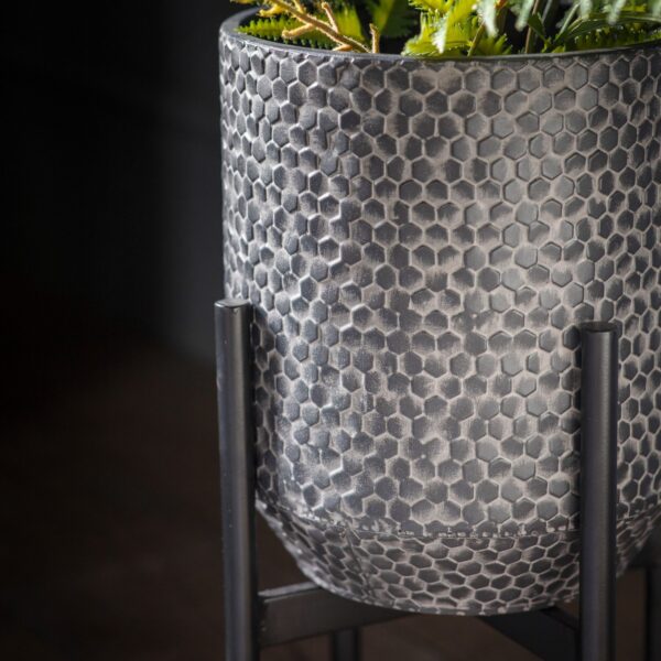 Anders Metal Planter