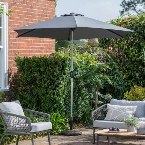 Vazzano 2.7m Parasol