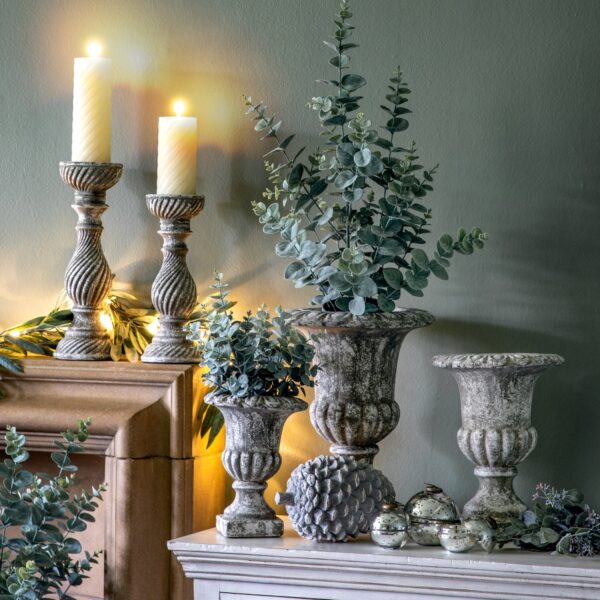 Amesbury Urn Aged