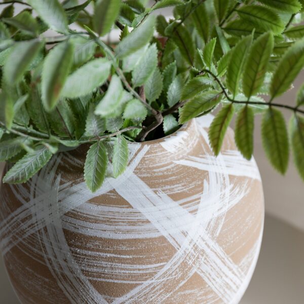 DF-GAL-5059413869020-3 Tarka Vase