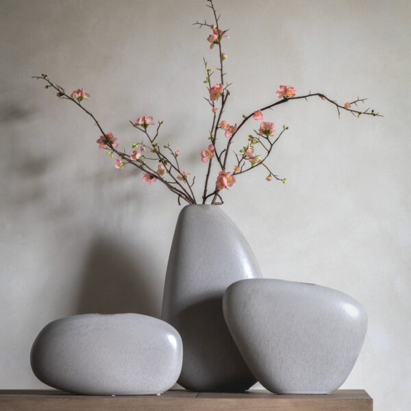 Yui Pebble Vase