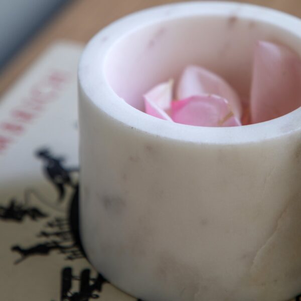 Veta Marble Rounded Box