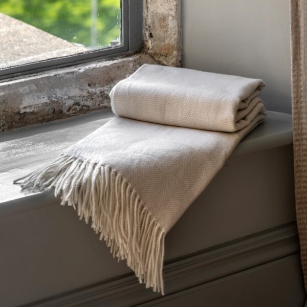 Cassis Herringbone Throw