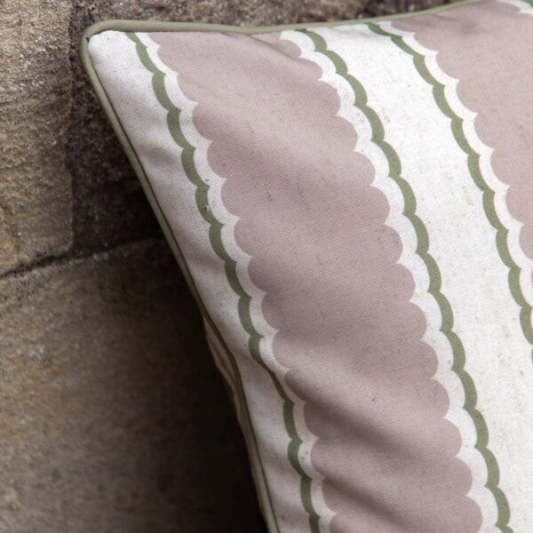 Calivana Cushion