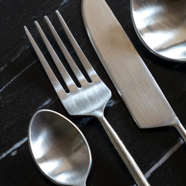 DF-GAL-5061087250028-3 Alora Cutlery Set of 16