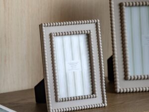 Cove Beaded Photo Frame