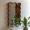 Wiggle Mirror