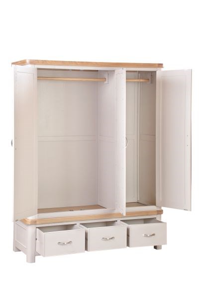 DF-PAP-84-27_84-27_Chatsworth_Painted_Triple_Robe_image_3_web Chatsworth Painted Triple Wardrobe
